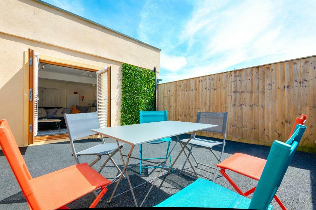 2 Ensuites, Garden, Smart Tv'S In All Rooms! Суонси Экстерьер фото